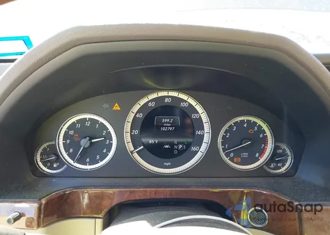 2013 Mercedes-Benz E 350 из США, поврежденный, VIN WDDHF5KB4DA772455